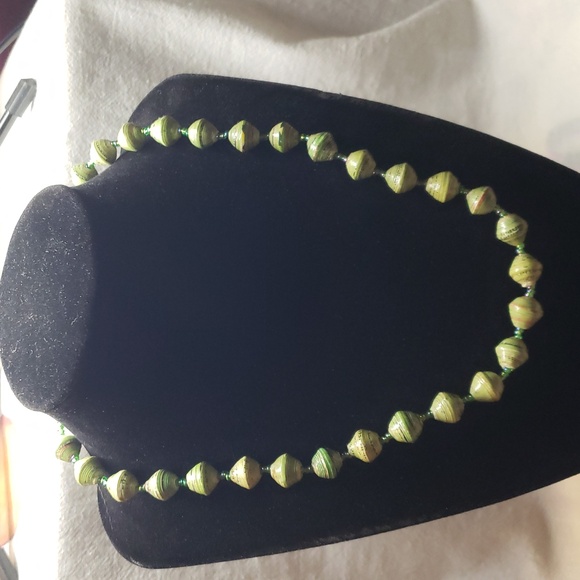 Beautiful Rolled Paper Bead Necklace Recycled "Bead For Life" Handmade In Uganda - Picture 1 of 7